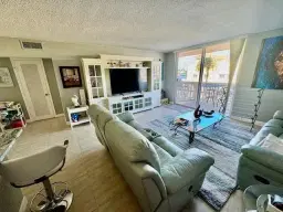 Picture of 801 S Ocean Dr 303, Hollywood, FL 33019