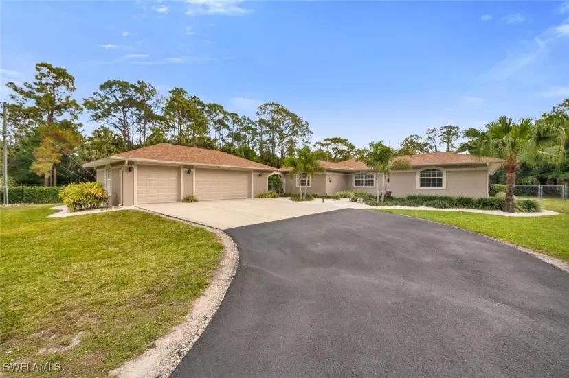 Picture of 1350 31St St Sw, Naples FL 34117