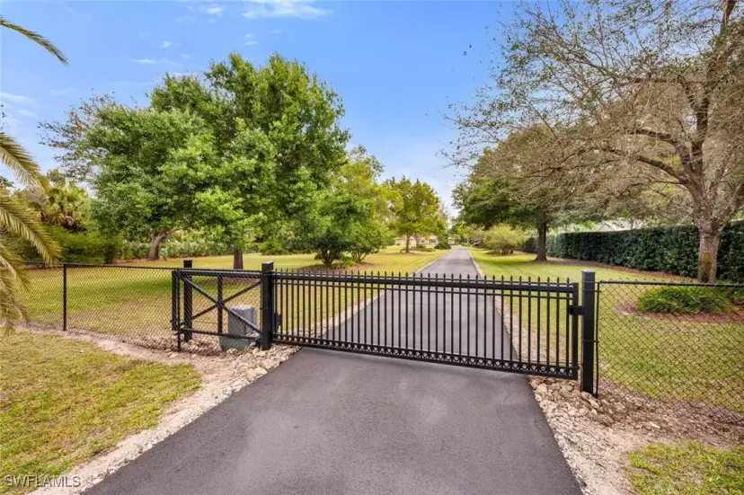 Picture of 1350 31St St Sw, Naples FL 34117