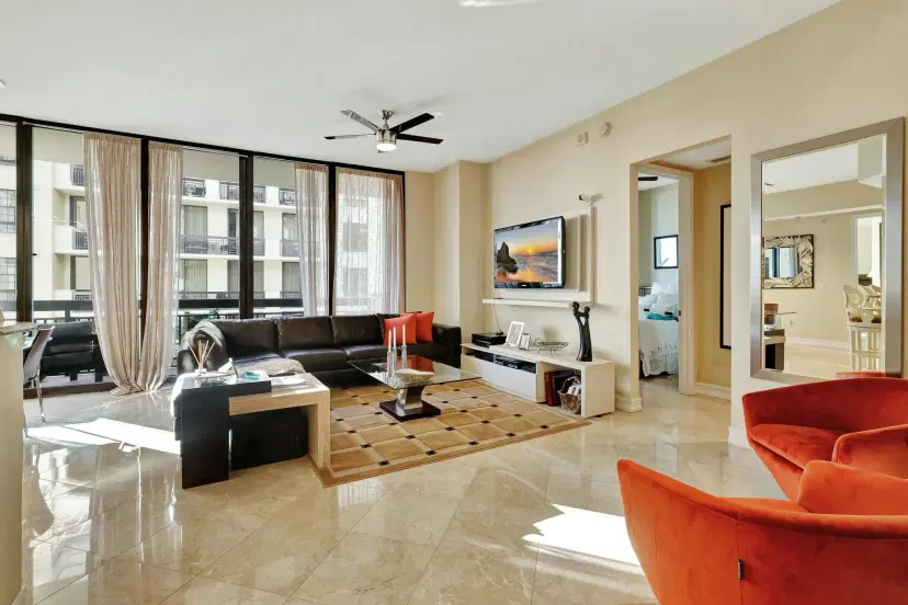Picture of 701 S Olive Avenue 1909, West Palm Beach FL 33401