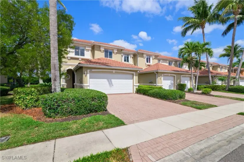 Picture of 3343 Dandolo Cir, Cape Coral FL 33909