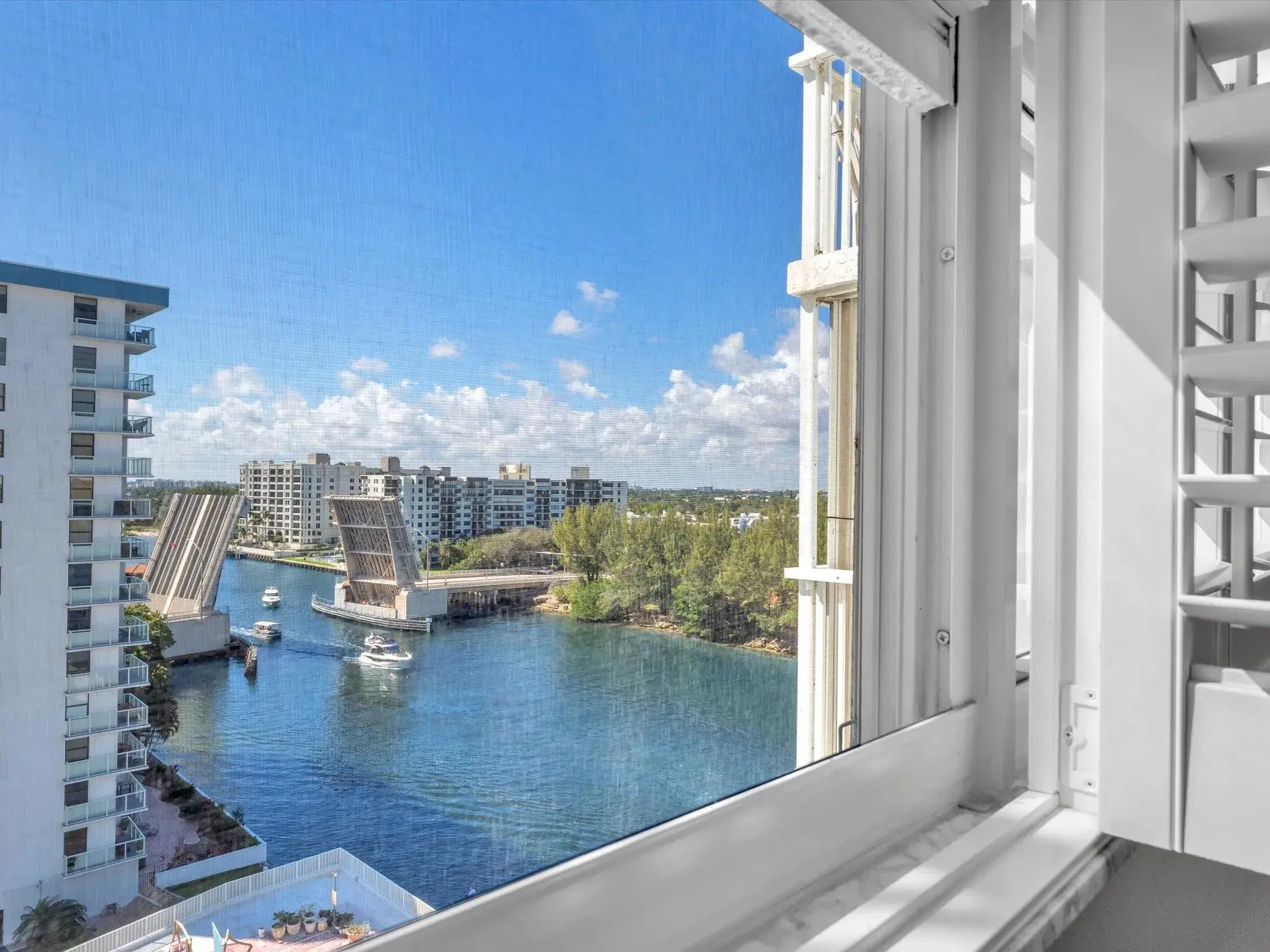 Picture of 1505 N Riverside Dr 1002, Pompano Beach, FL 33062