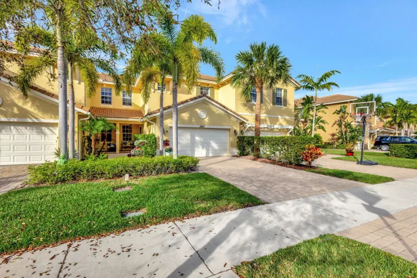 Picture of 5087 Dulce Court, Palm Beach Gardens FL 33418