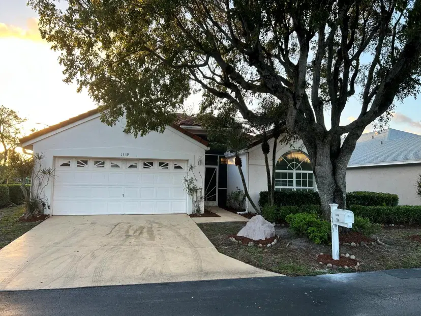 Picture of 1339 Fairfax Circle E, Boynton Beach FL 33436