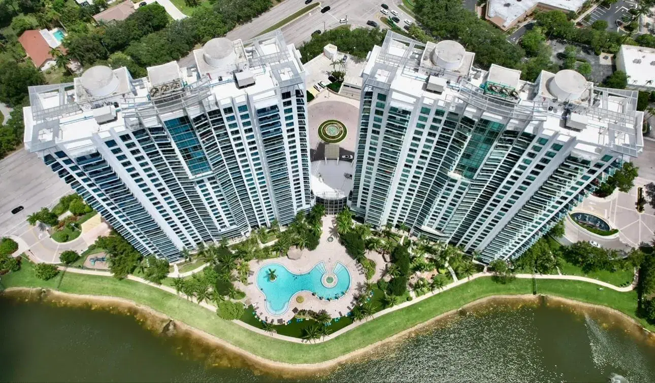 Picture of 2641 N Flamingo Rd 2308N, Sunrise, FL 33323
