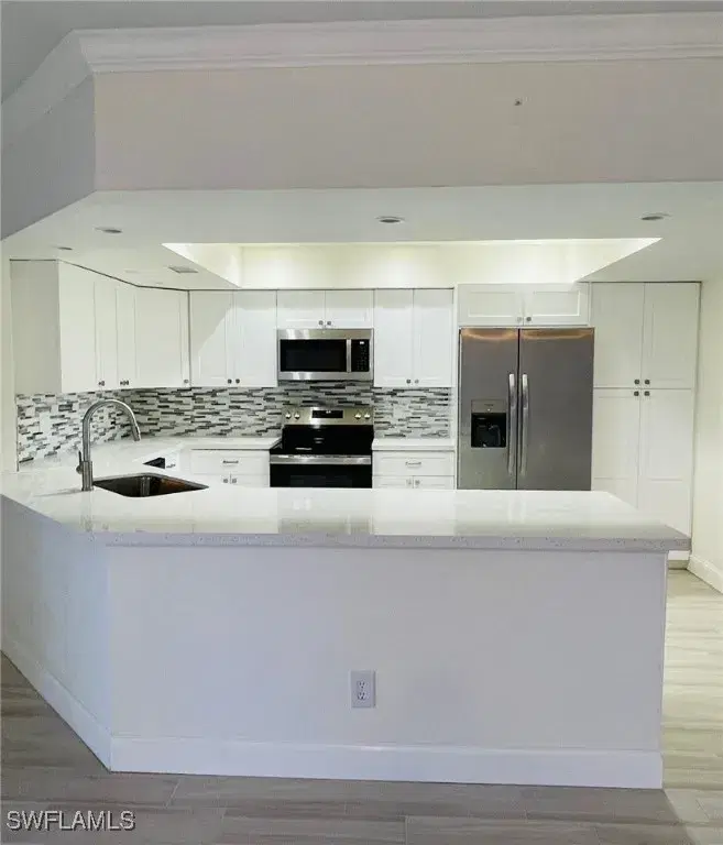 Picture of 2671 Citrus Lake Dr E-102, Naples FL 34109