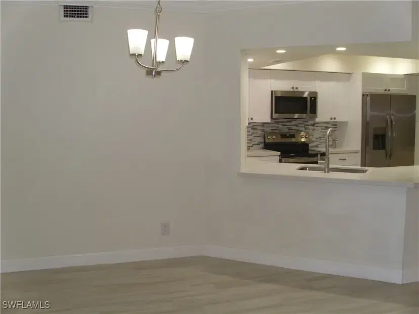 Picture of 2671 Citrus Lake Dr E-102, Naples FL 34109