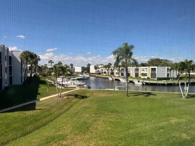 Picture of 1950 SW Palm City Road 4-203, Stuart FL 34994