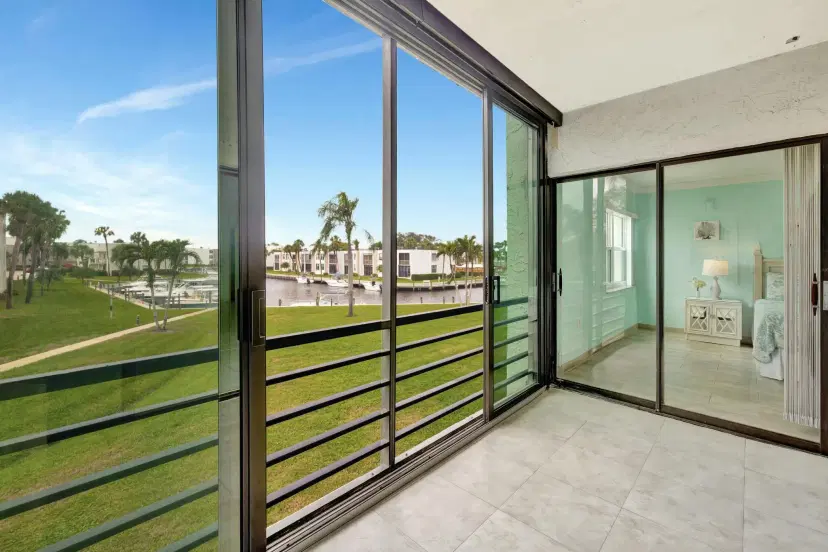 Picture of 1950 SW Palm City Road 4-203, Stuart FL 34994