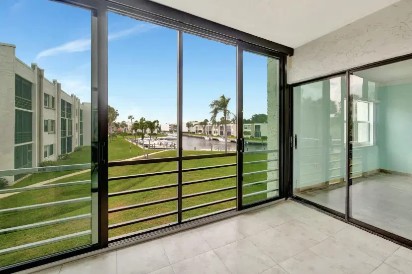 Picture of 1950 SW Palm City Road 4-203, Stuart FL 34994