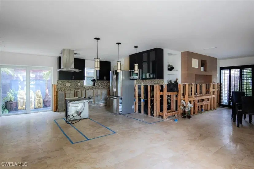 Picture of 799 Broad Ave S, Naples FL 34102