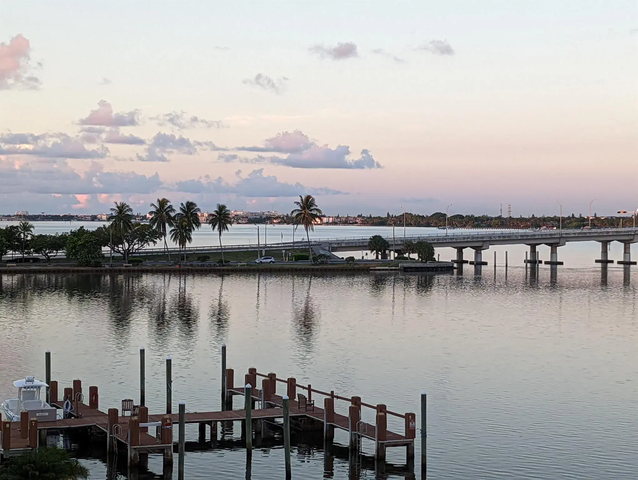 Picture of 2840 S Ocean Boulevard 5070, Palm Beach, FL 33480