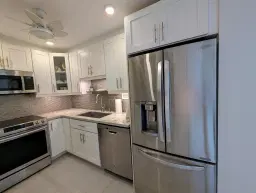 Picture of 2840 S Ocean Boulevard 5070, Palm Beach, FL 33480