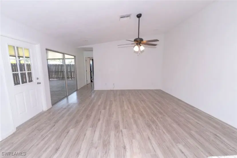 Picture of 5620 Foxlake Dr 5620, North Fort Myers FL 33917