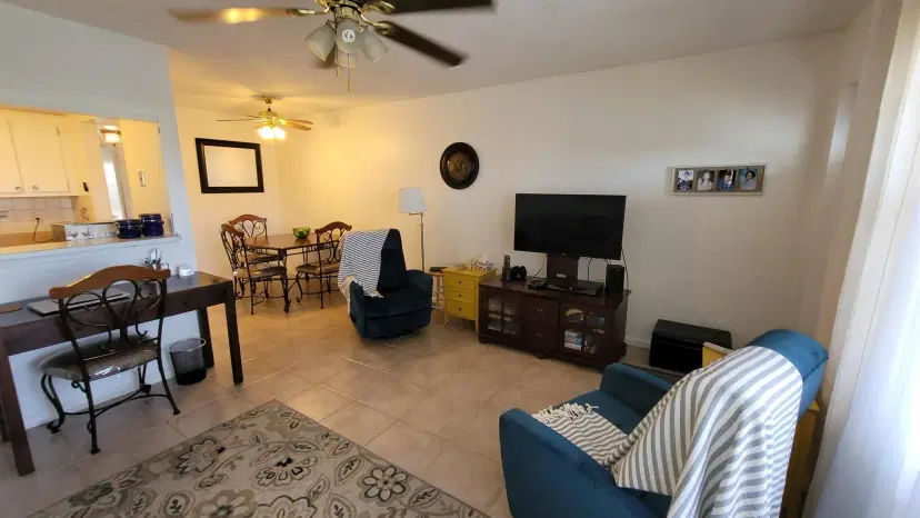 Picture of 114 Chatham E, West Palm Beach FL 33417