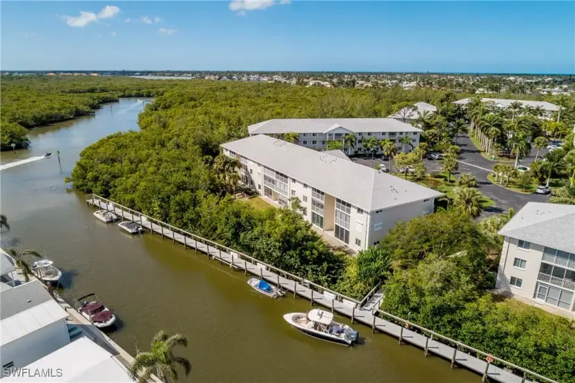 Picture of 3012 Sandpiper Bay Cir D301, Naples FL 34112