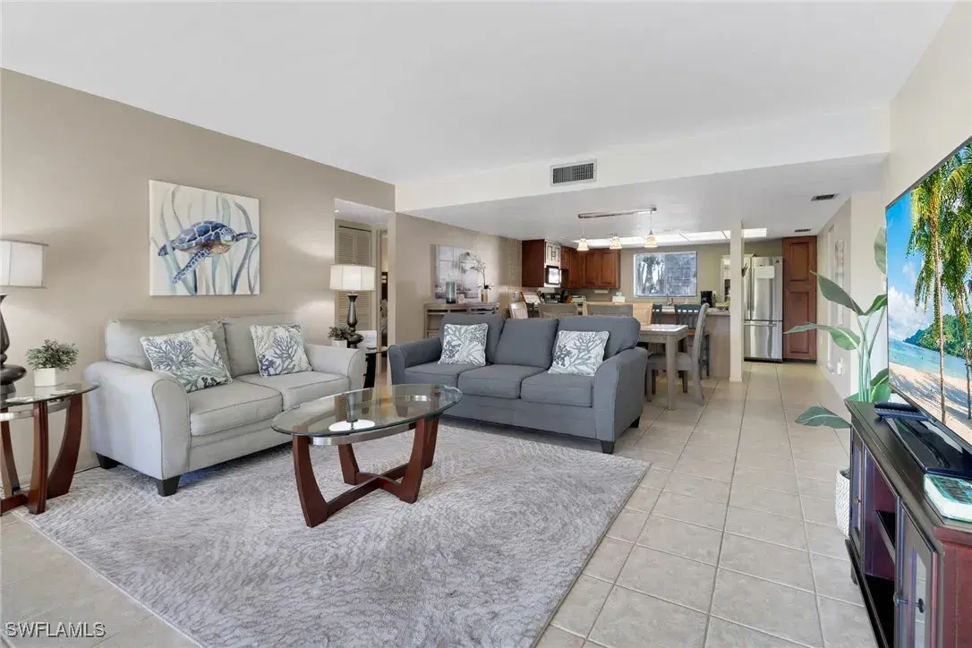 Picture of 5015 Harbortown Ln 104, Fort Myers, FL 33919