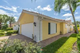 Picture of 7430 Emilia Ln, Naples, FL 34114