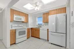 Picture of 715 Lori Drive 307, Palm Springs, FL 33461