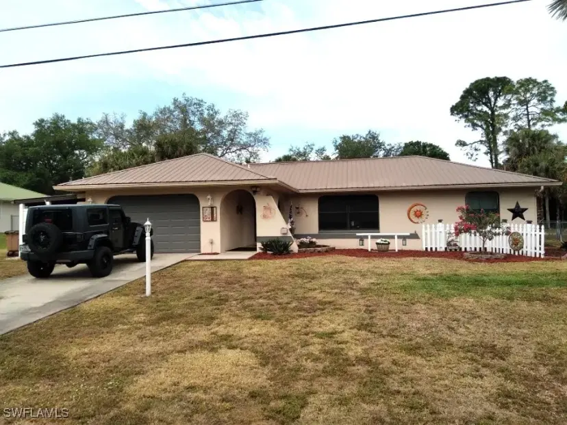 Picture of 417 Jackson Ave, Lehigh Acres FL 33972