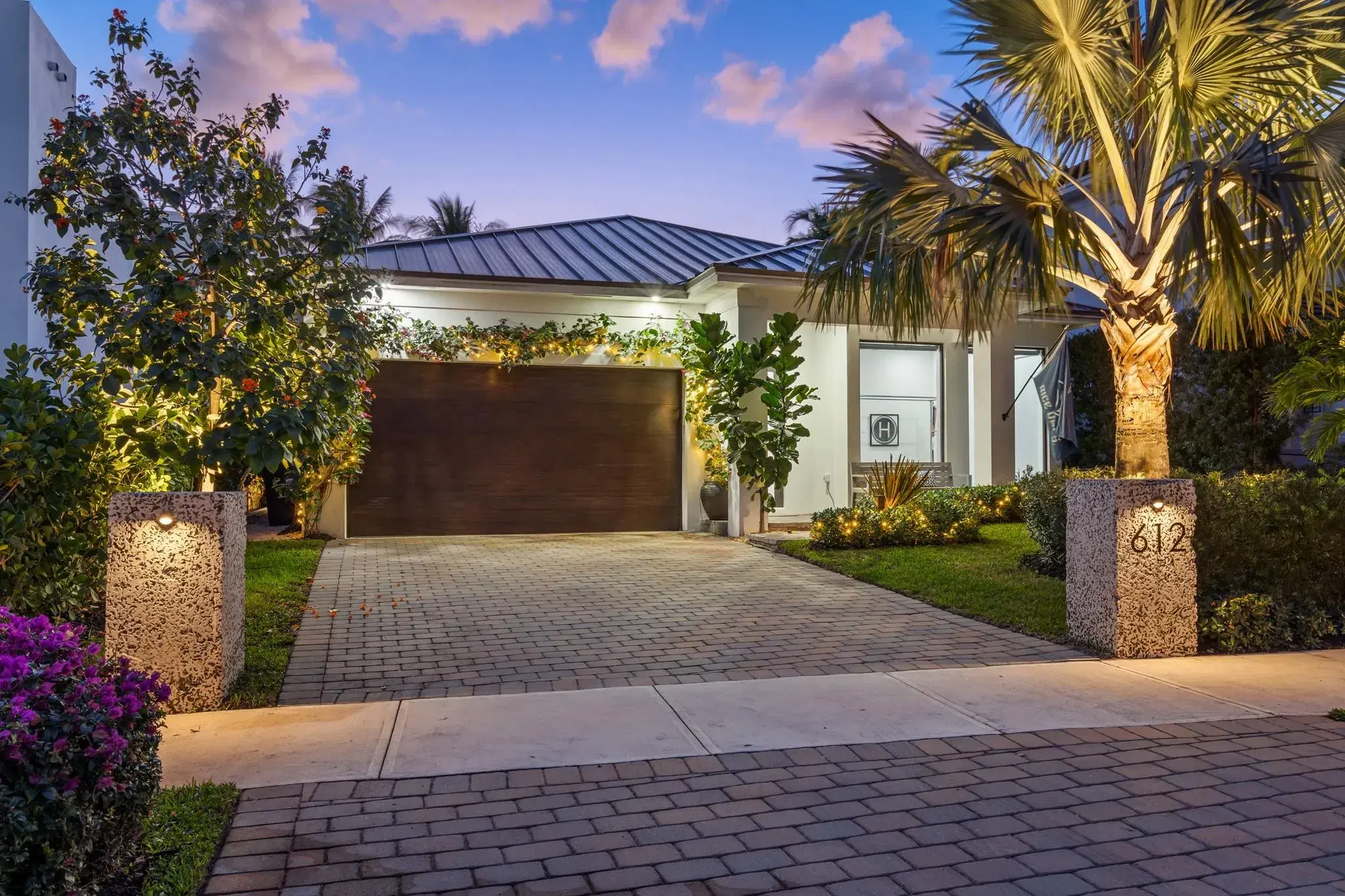Picture of 612 NE 17Th Way, Fort Lauderdale, FL 33304