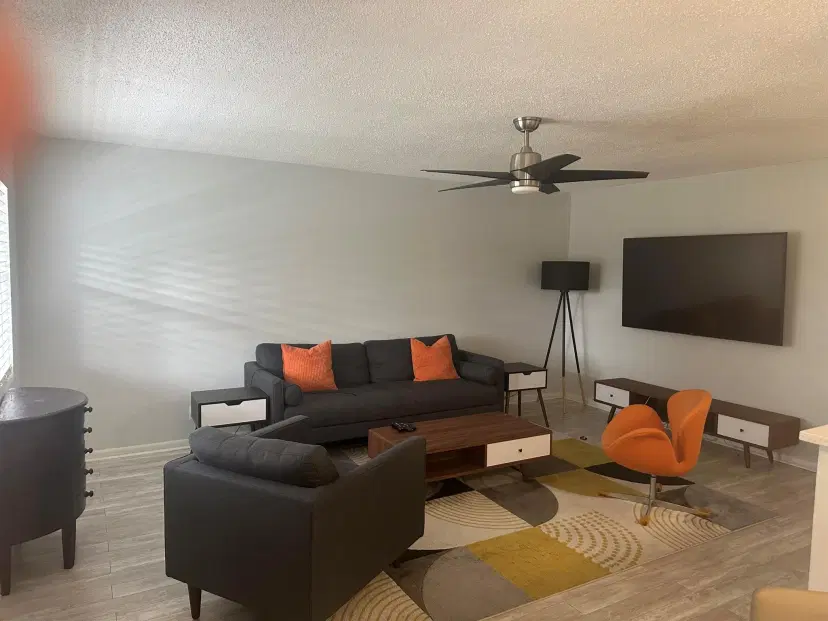 Picture of 155 Windsor G, West Palm Beach FL 33417