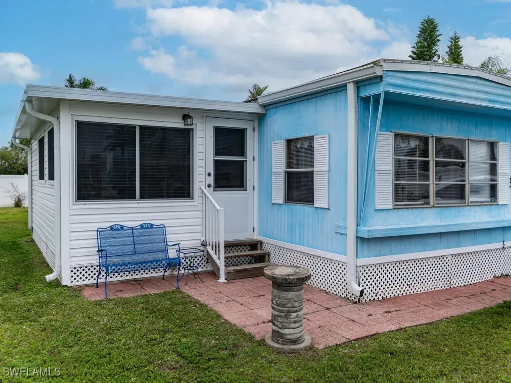 Picture of 35 Cimmaron Trl 100, Naples, FL 34113