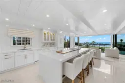 Picture of 4031 Gulf Shore Blvd N 5A, Naples, FL 34103