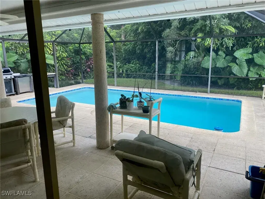Picture of 4599 Chippendale Dr S, Naples, FL 34112