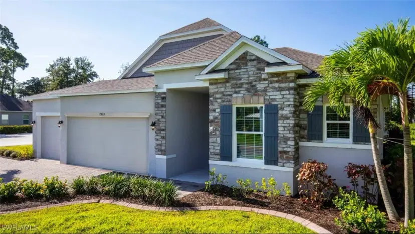 Picture of 2211 Harbour Dr, Punta Gorda FL 33983