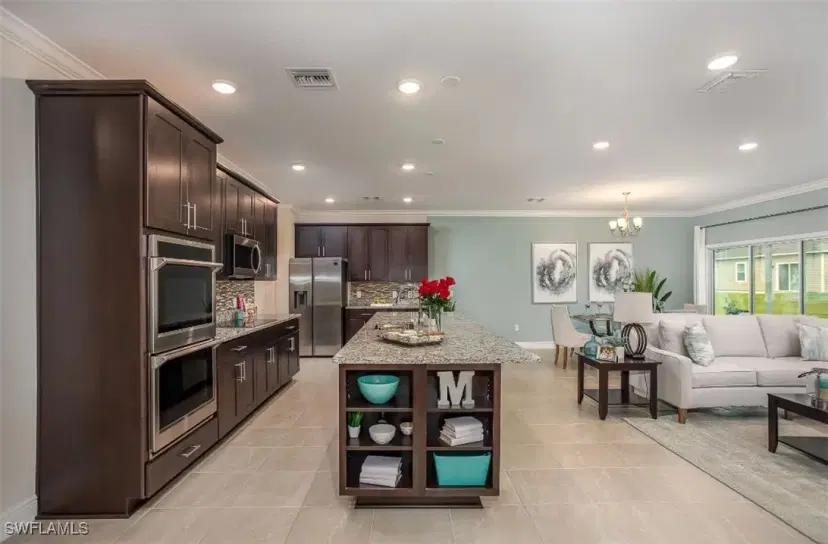 Picture of 2211 Harbour Dr, Punta Gorda FL 33983