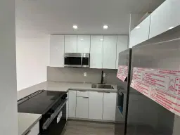Picture of 9061 Sunrise Lakes Blvd 212, Sunrise, FL 33322