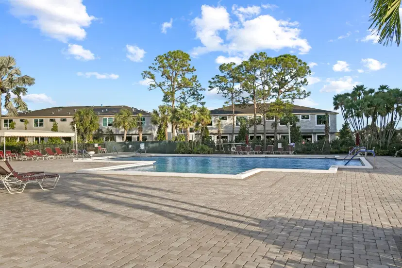 Picture of 4640 Lucerne Lakes Boulevard 306, Lake Worth FL 33467