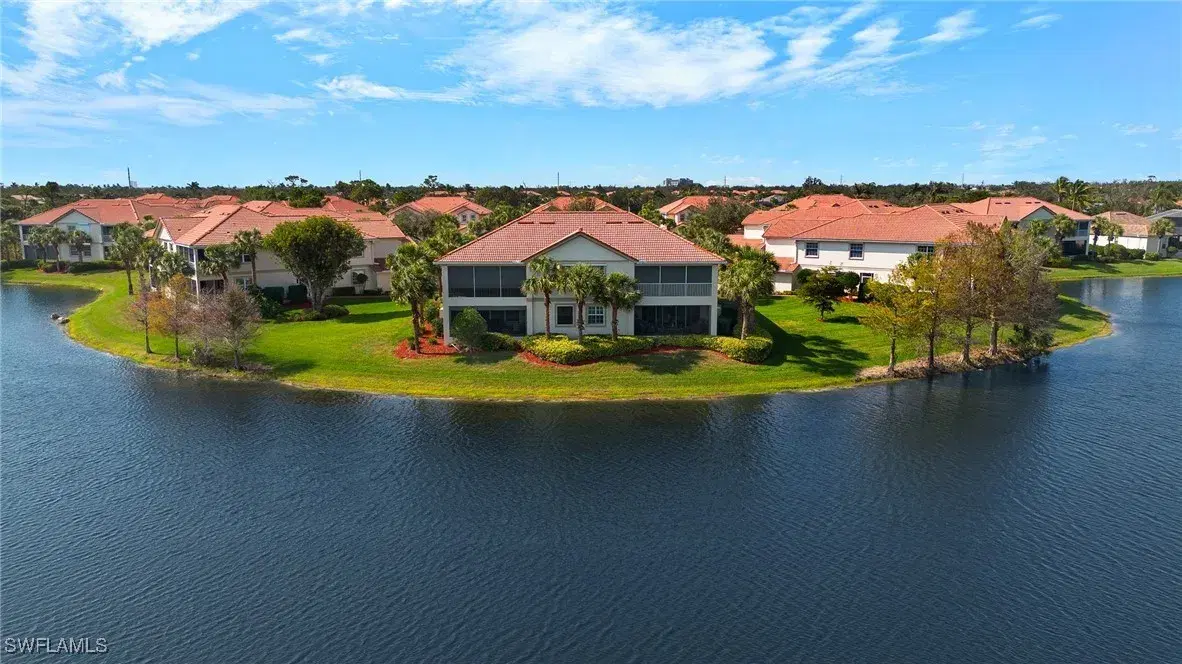 Picture of 8817 W Forest Ln 101, Fort Myers, FL 33908