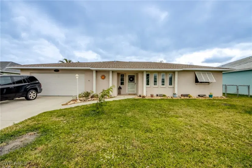 Picture of 1205 SW 2Nd Ave, Cape Coral FL 33991