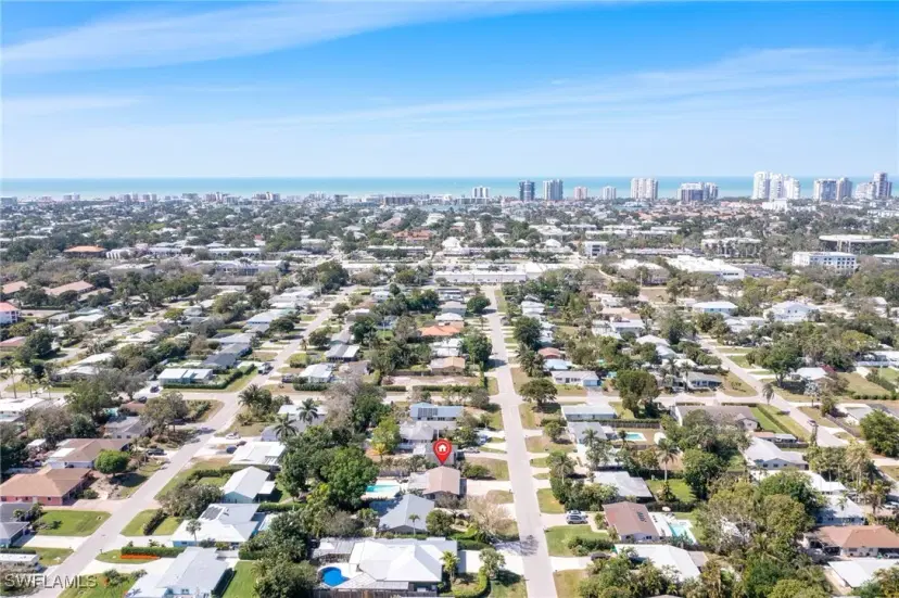 Picture of 1254 Cooper Dr, Naples FL 34103