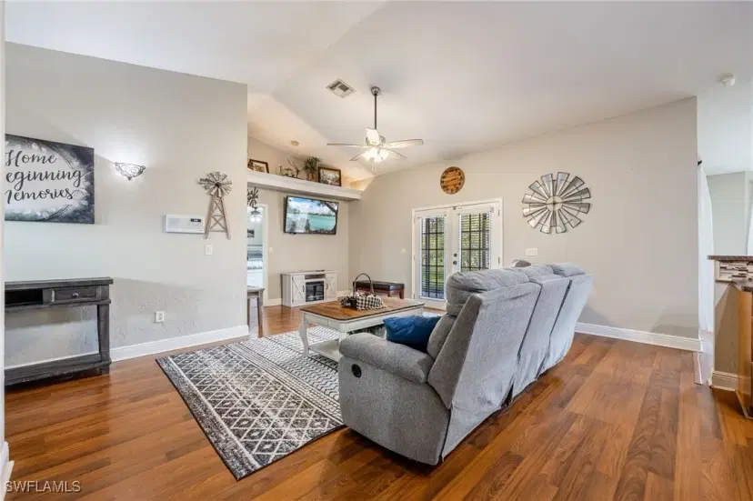 Picture of 6136 Higgins Ave, Fort Myers FL 33905