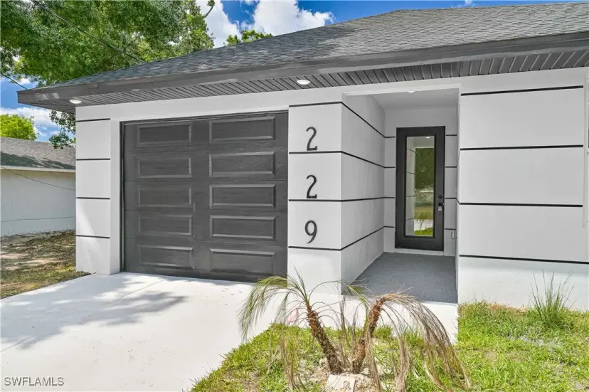 Picture of 229 Maria St, Fort Myers FL 33916