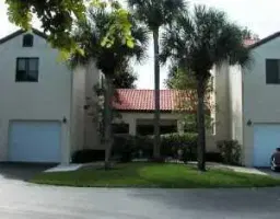 Picture of 15 S Via De Casas Sur 102, Boynton Beach, FL 33426