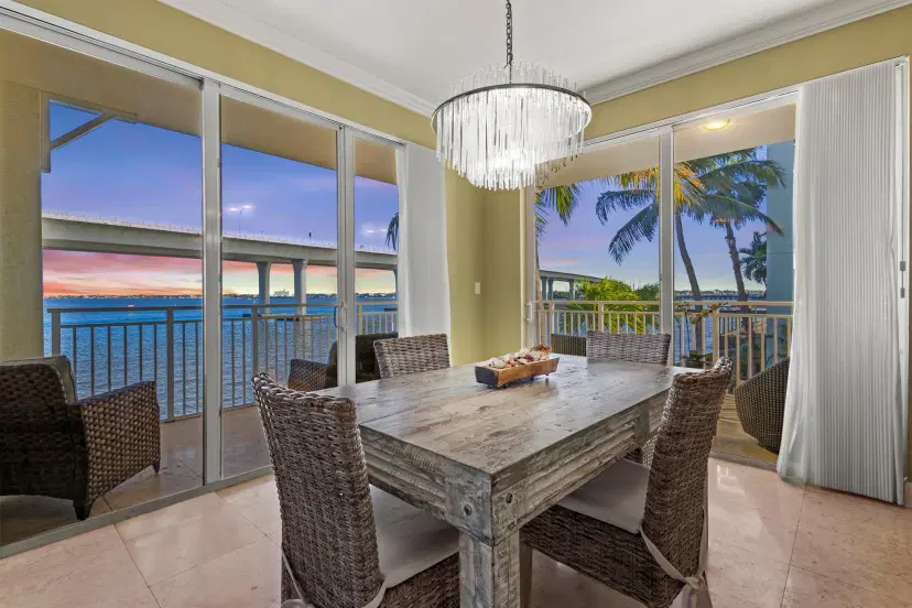 Picture of 275 NW Flagler Avenue 204, Stuart FL 34994