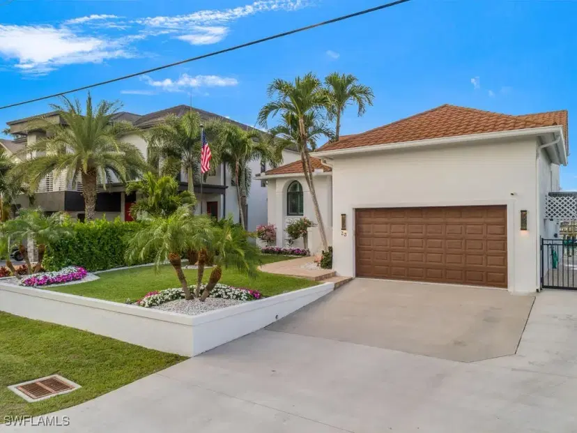Picture of 33 Pelican St W, Naples FL 34113