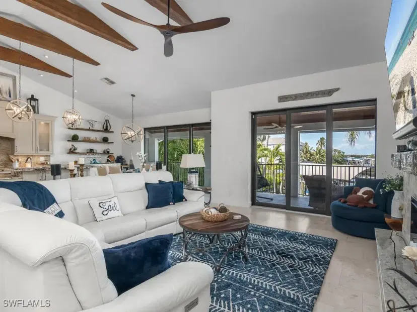 Picture of 33 Pelican St W, Naples FL 34113