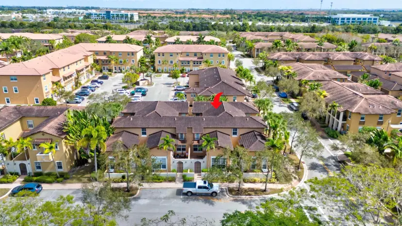 Picture of 1063 SW 147Th Terrace, Pembroke Pines FL 33027