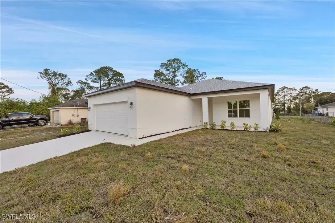 Picture of 5525 Berryman St, Lehigh Acres, FL 33971