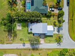 Picture of 5425 Marina Dr, Bokeelia, FL 33922