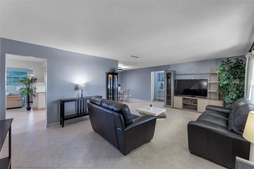 Picture of 6925 NW 15Th St, Margate FL 33063