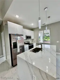 Picture of 2810 27Th St Sw, Lehigh Acres, FL 33976