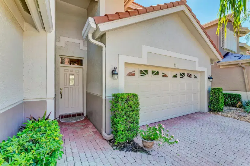 Picture of 118 Monterey Pointe Drive, Palm Beach Gardens FL 33418