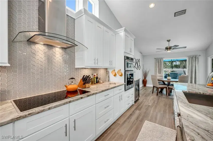 Picture of 5548 Foxhunt Way, Naples FL 34104