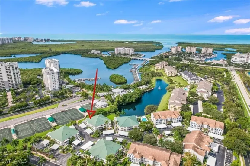 Picture of 527 Club Side Dr 2-527, Naples FL 34110